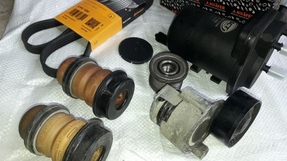 Renault Kangoo 1 натягувач ременя, підшипник, ремінь,  паливний фільтр