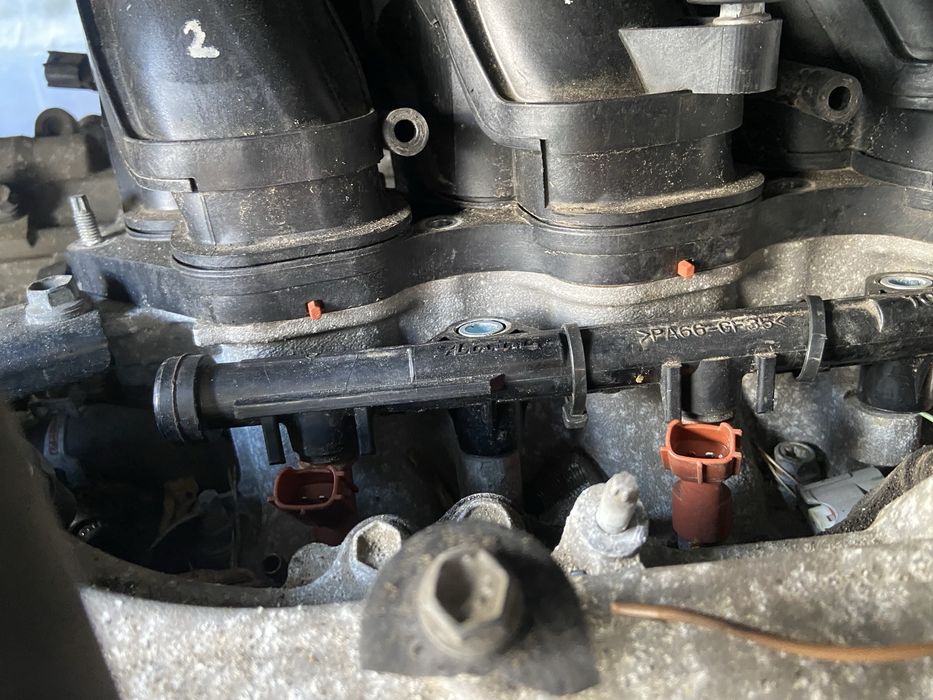 Паливні форсунки з рампою Камрі (40) 3.5 2008