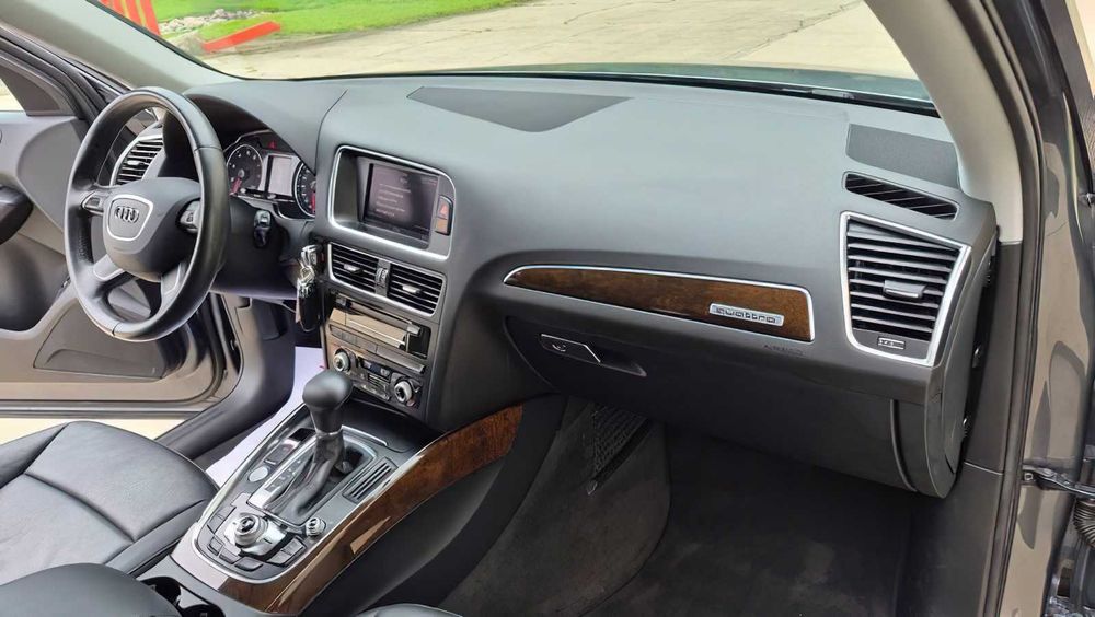 Audi Q5 quattro Premium Plus      2014