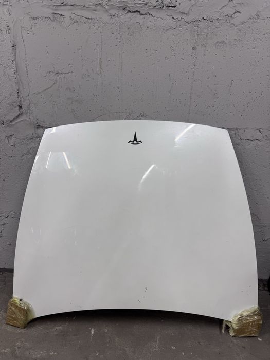 Капот на Тесла Y 2025 Juniper сірий Оригінал Юніпер