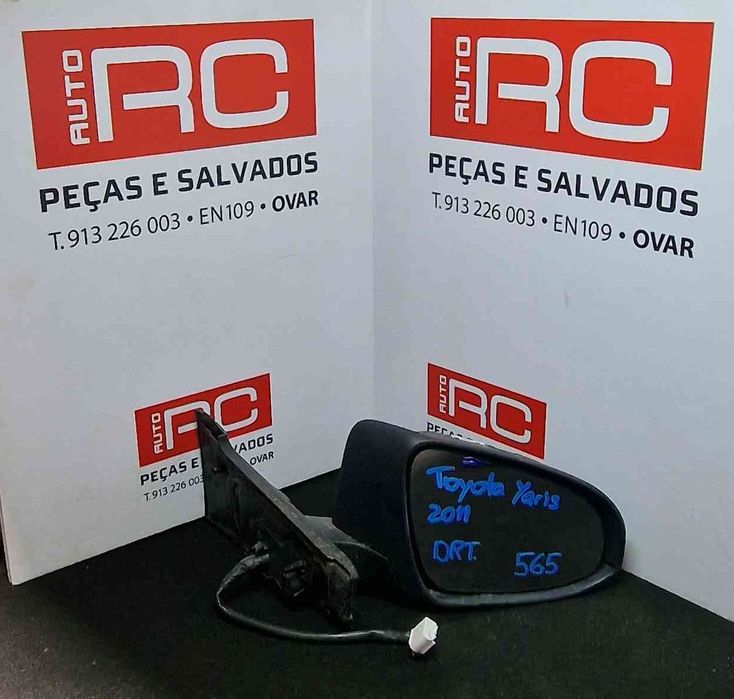 Espelho Retrovisor Direito e8025614 - TOYOTA YARIS