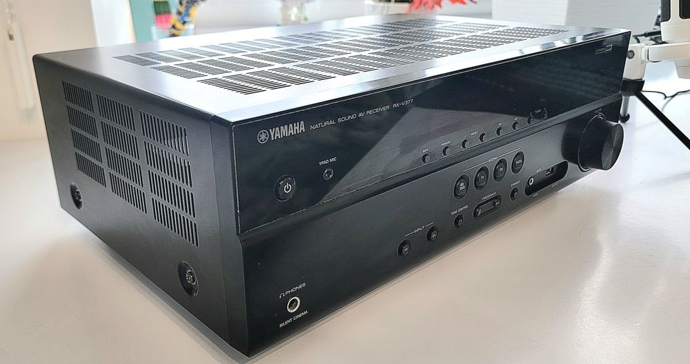 Yamaha RX-V377 AV-ресивер 5.1 / HDMI / 4K / повний комплект