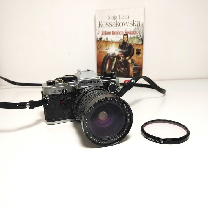 Lustrzanka analogowa OLYMPUS OM 10 lens MACRO Cosina 28-70mm  maual adapter