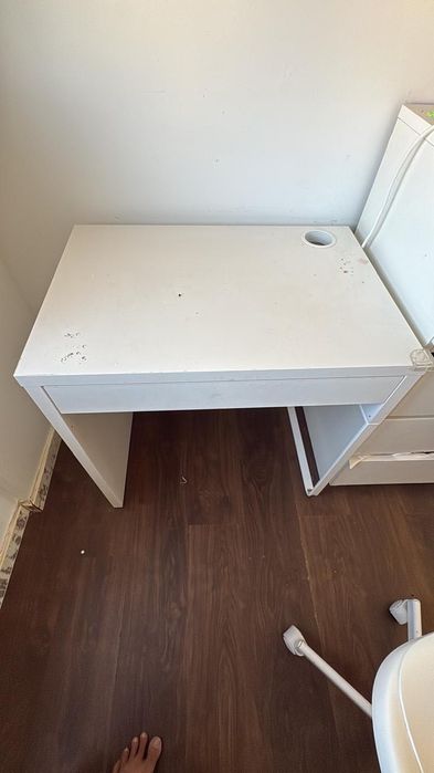 Pequena mesa por ikea