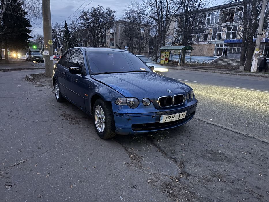 BMW e46 компакт 1.8 бензин