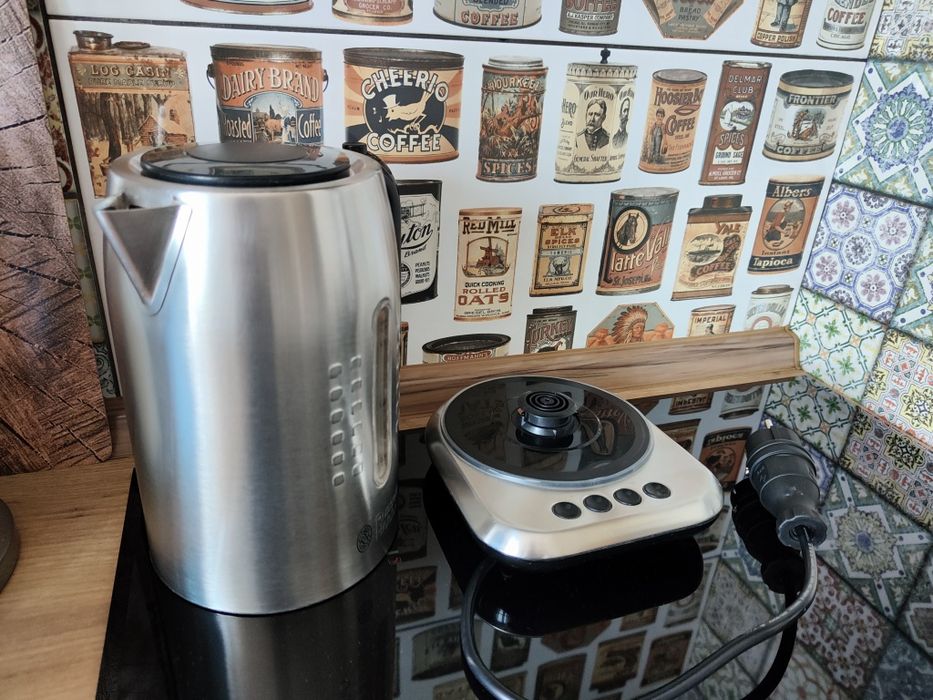 Электрочайник с функцией индикации Russell Hobbs Illumina