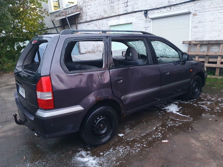 Mitsubishi Space Wagon