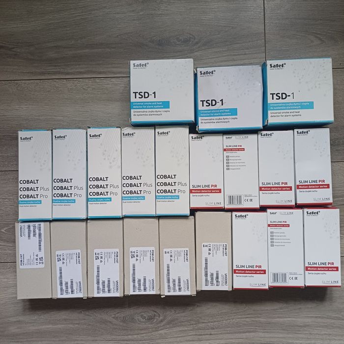 Zestaw alarmowy Satel Integra 64
OPARTY O SYSTEM SATEL
CENTRALA INTEGRA 64,