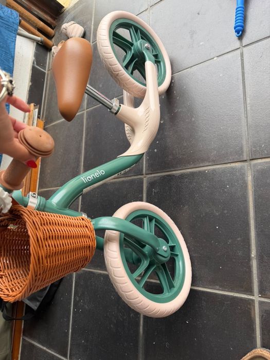 Bicicleta de Equilíbrio Lionelo – Como Nova!