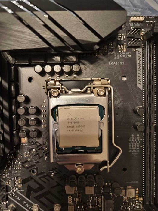 i7 9700kf - купити комплектуючі для ПК - Ціна на OLX.ua