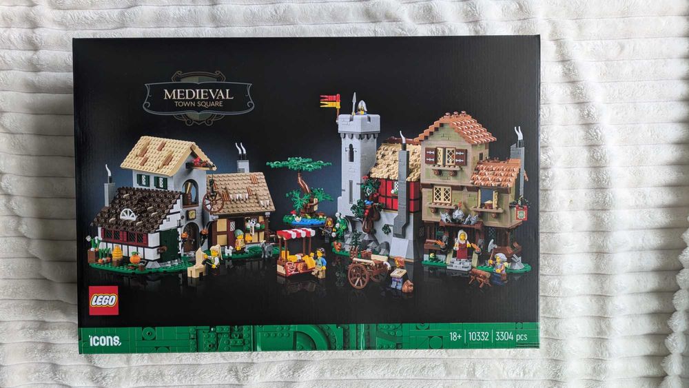 #10332 LEGO Largo da Cidade Medieval