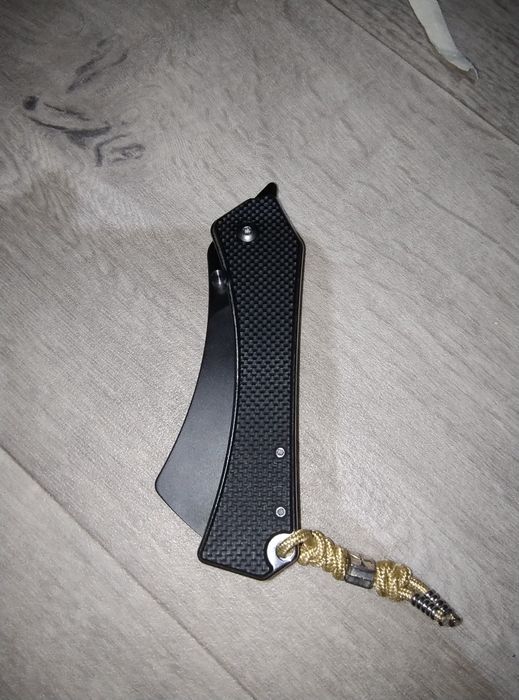 Складний, новий.