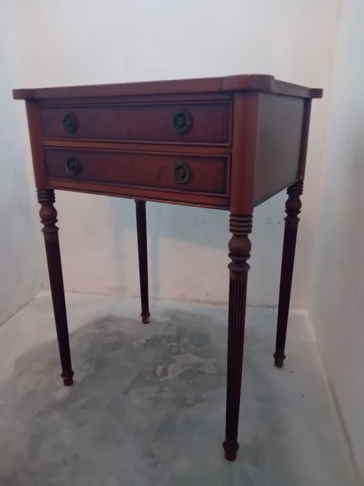 Mesa de estar portuguesa