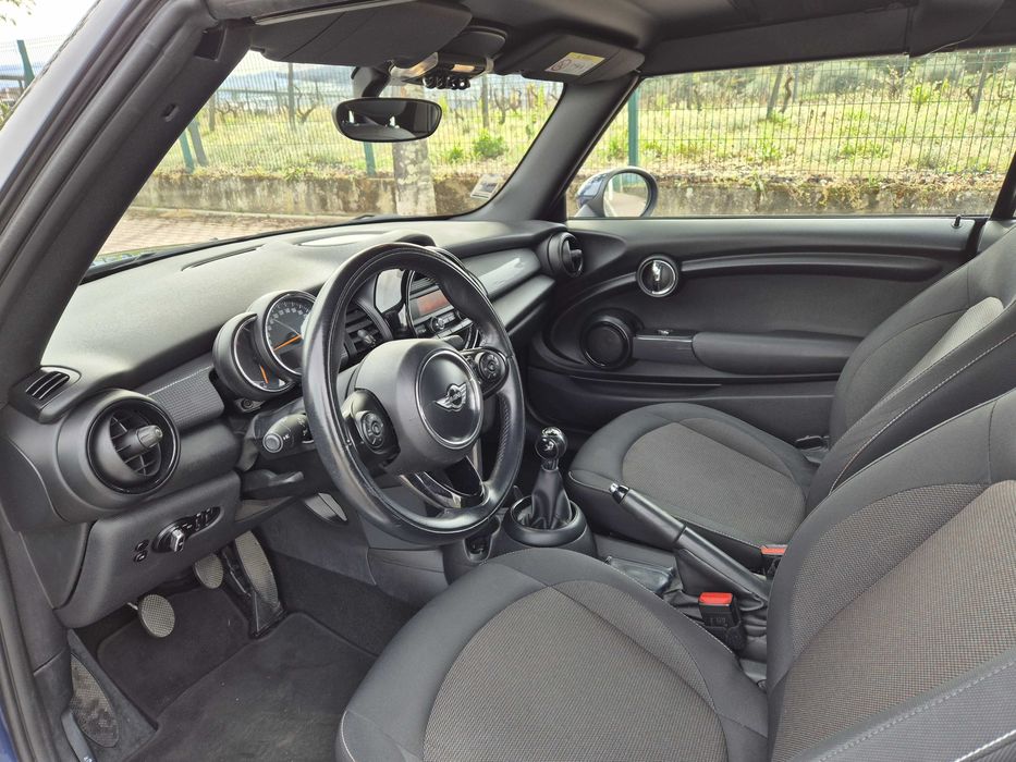 MINI Cabrio Cooper D