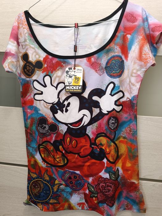 2 футболки, нові, розмір М