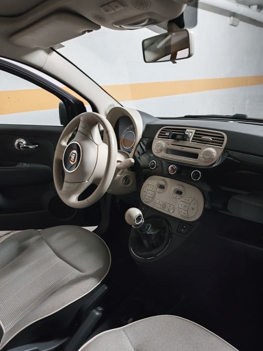 Automóvel FIAT 500C