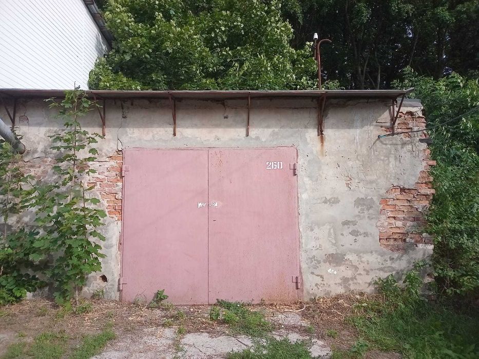 Продам капітальний гараж