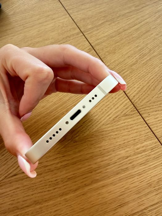 iPhone 13 128 GB bialy