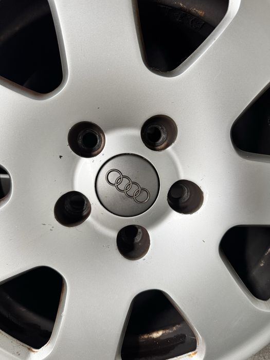 4 Jantes Originais Audi 15” 5x112 ET39 + 2 Pneus Michelin
