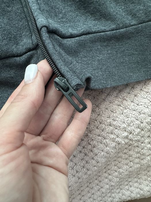 Кофта adidas сіра