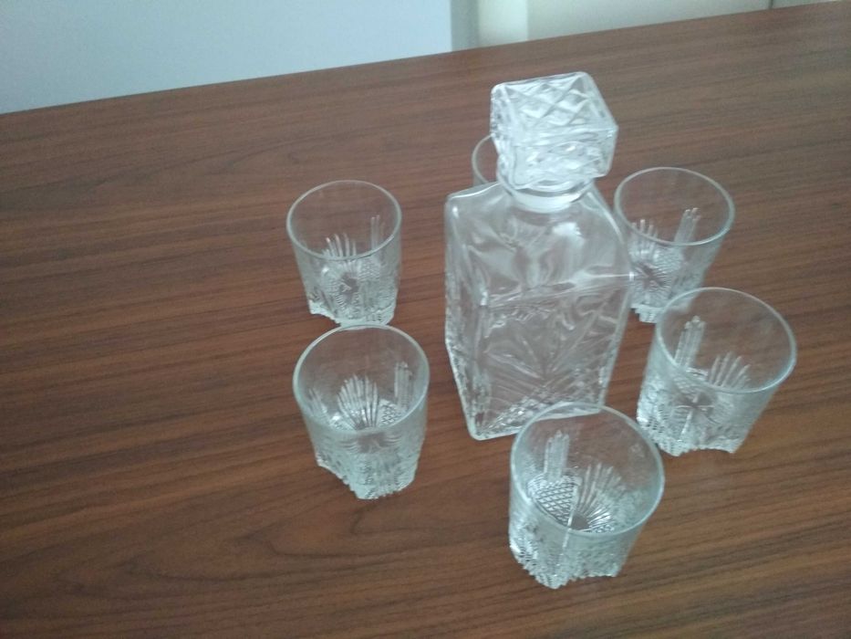 Copos de whisky + garrafa