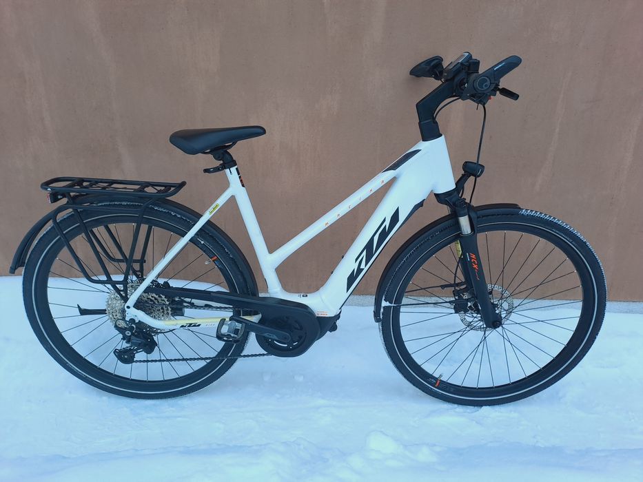 Електровелосипед КТМ  на 28"колесах на моторі bosch б/в з Німеччини