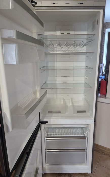 Продам холодильник SIEMENS