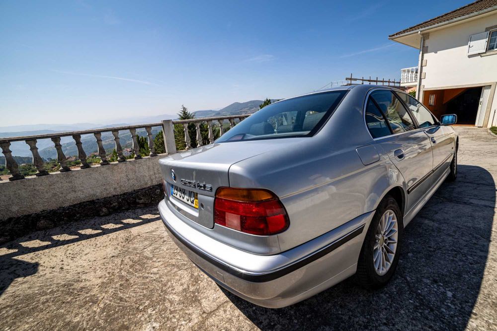 BMW 525 tds, de fevereiro de 1998