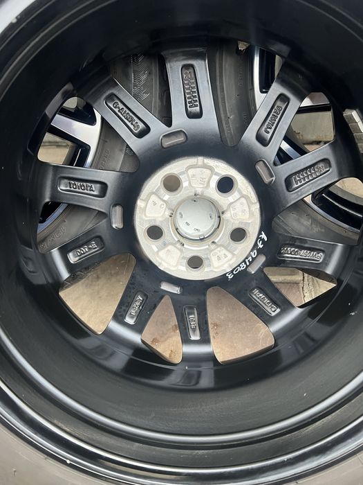 Диски з шинами Toyota Yaris  Cross 195/55 r 16