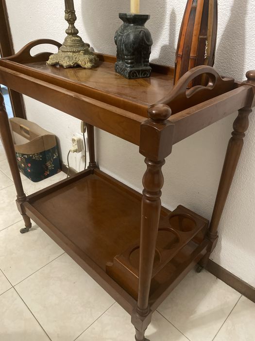 Mesa de bar para bebidas