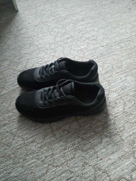 Крокси+кросівки нові