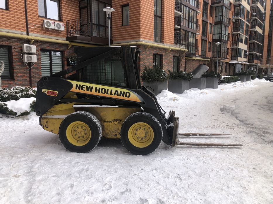 New holland lx565, (аналог bobcat s220)