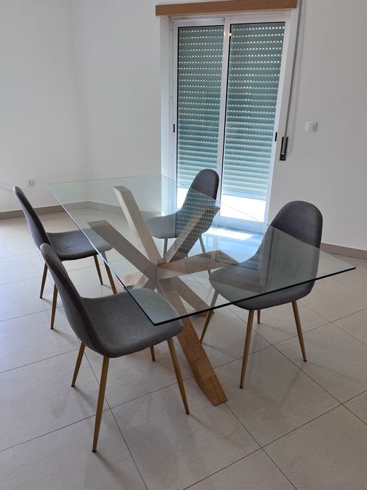 Mesa de Vidro JYSK (90x190)