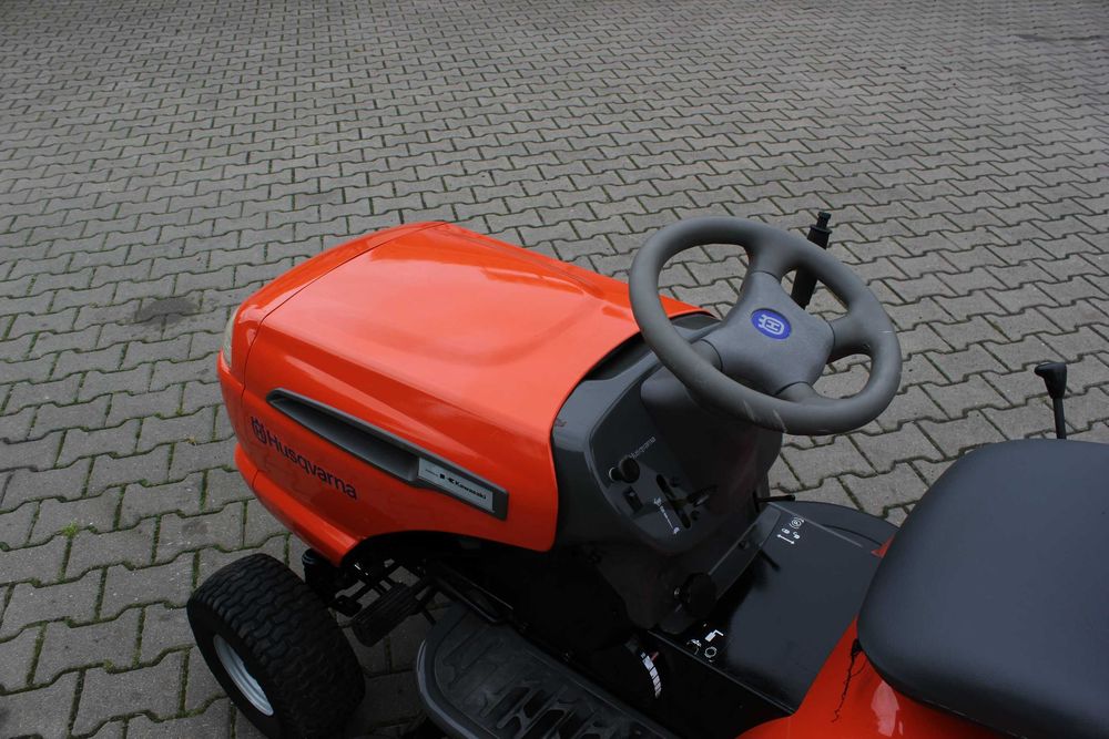 Husqvarna CTH 150 XP CTH150XP Kawasaki V2 TRAKTOREK Kosiarka