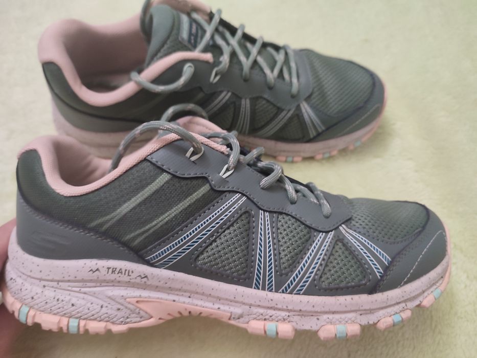 Жіночі кросівки Skechers