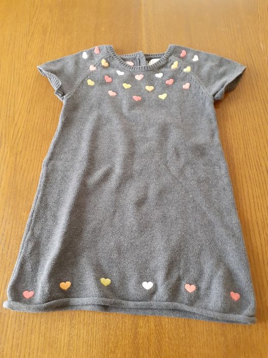 Ciepła sukienka w serduszka.Rozm.110