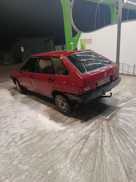 Продам ваз 2109.