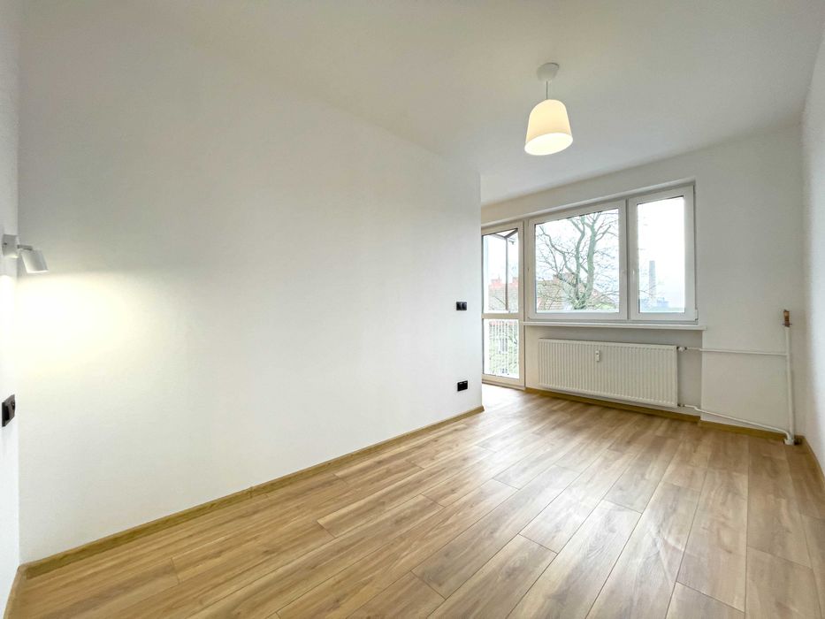 Dwupokojowe mieszkanie z balkonem na sprzedaż - Zamość, Piła