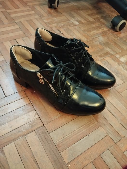 Półbuty Buty Czarne Sznurowane Obcas