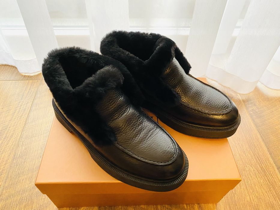 Тёплые зимние на меху лоферы Vitto Rossi