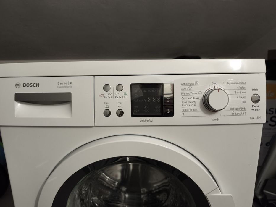 Máquina de lavar roupa Bosch (placa eletrónica avariada))