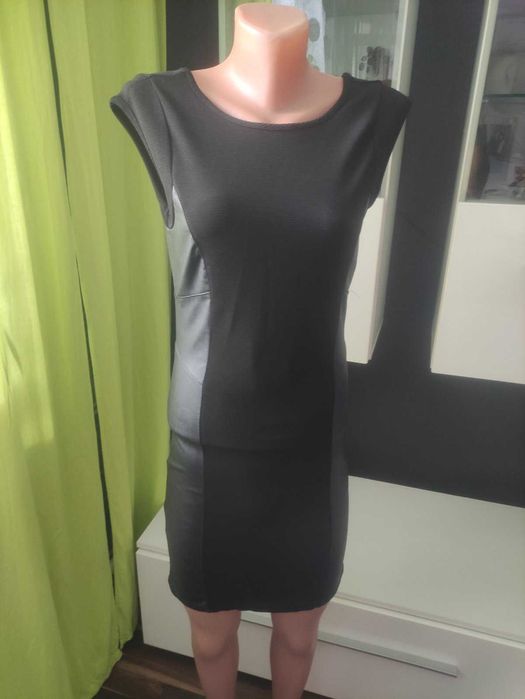 Платье женское, черное
