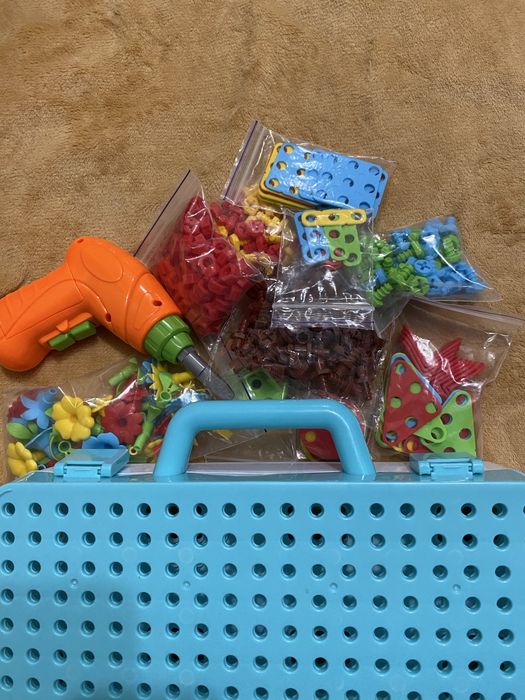 Коструктор пазли