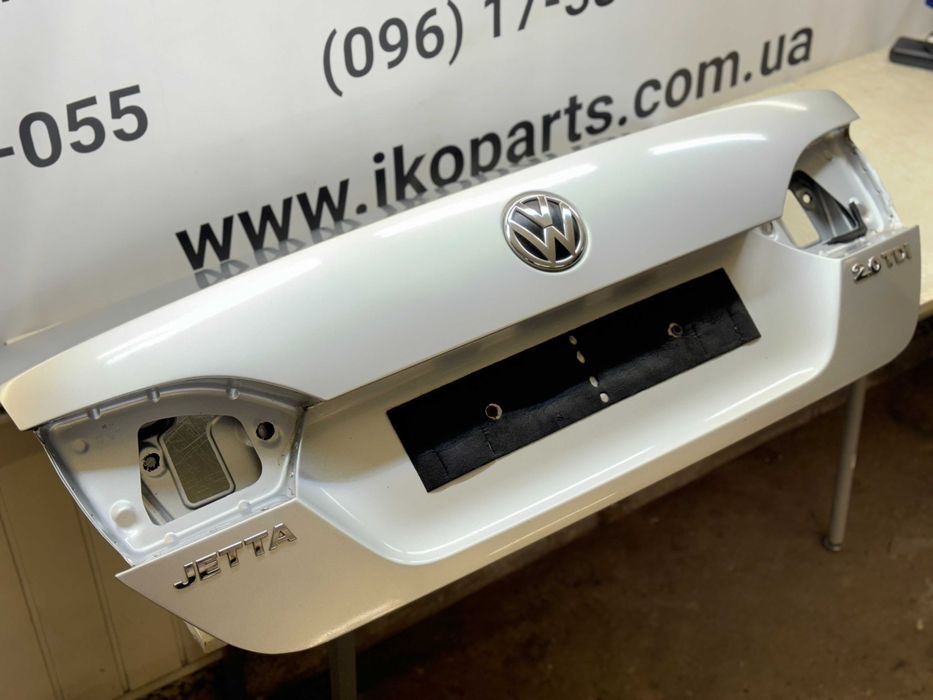 Кришка багажника VW Jetta 6 запчастини фольксваген джетта джета