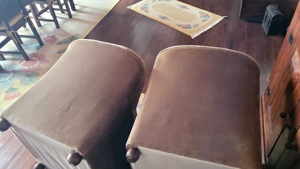 2 Sofás individuais como novos