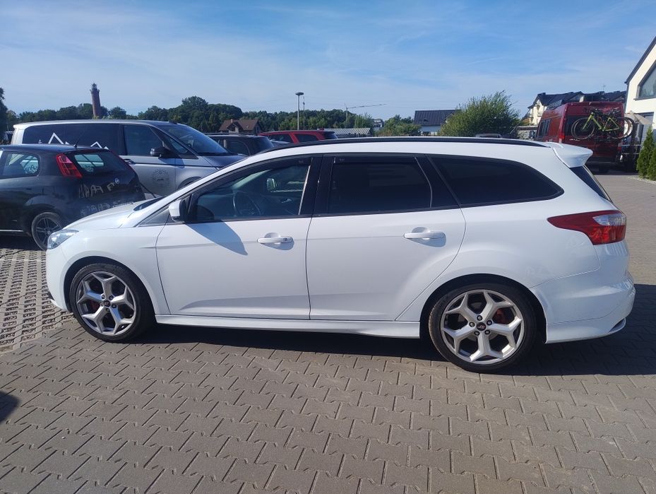 Focus ST 250 KM 125 tyś km