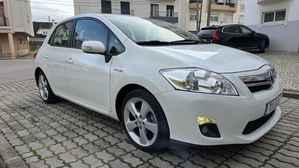 TOYOTA Auris 1.8 HÍBRIDO  2010 caixa automática