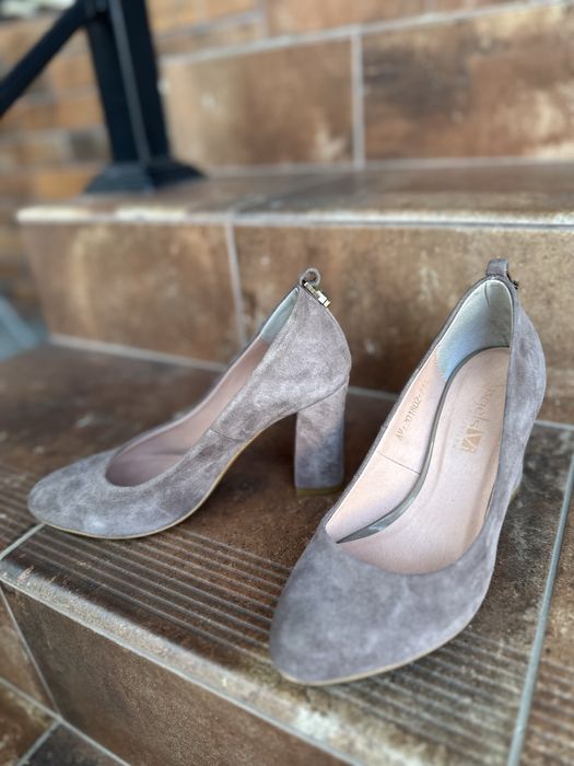 Туфлі натуральна замша 35 розмір