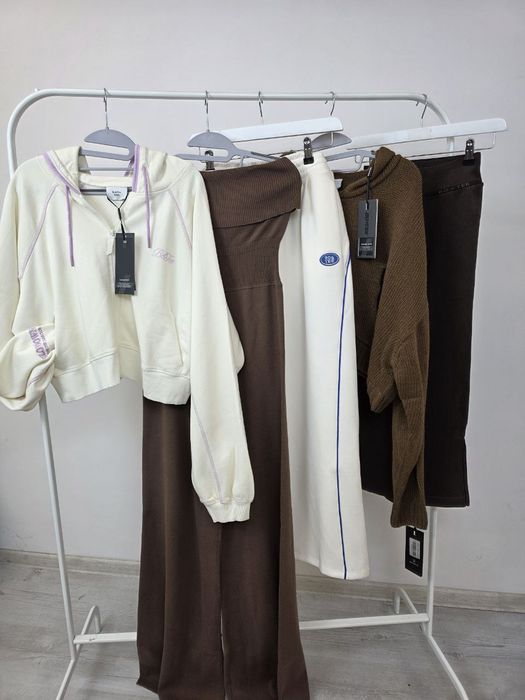 Сток оптом, зашиті мішки оптом , одяг оптом на кілограми , сукні оптом