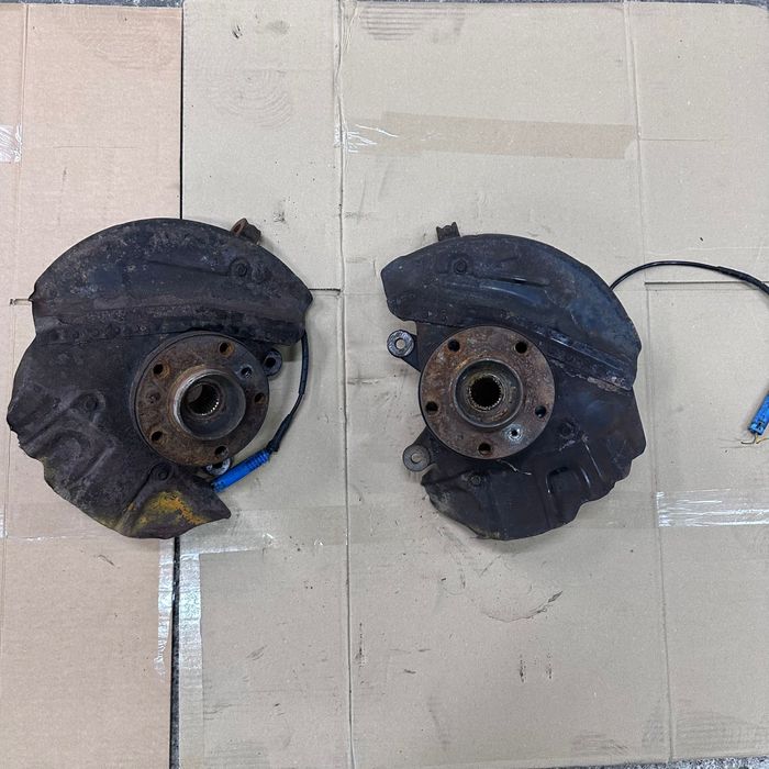 Bmw x5 e53 zwrotnice zwrotnica prawa lewa przód